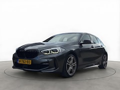BMW 1-serie - 118i 140PK Automaat M-Sport Camera Virtual Stuurverwarming