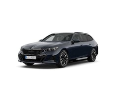BMW 5-serie Touring - 530e M Sport Edition | M Sportpakket Pro | Innovation Pack | Travel Pack | Comfort Pack |