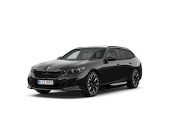 BMW 5-serie Touring - 530e M Sport Edition | M Sportpakket Pro | Innovation Pack | Travel Pack | Comfort Pack |