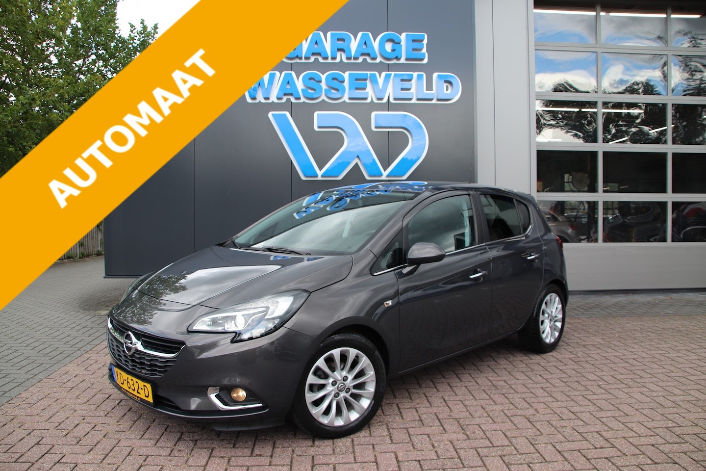 Opel Corsa - 1.4 Innovation stoel+stuurverwarming/Cruise/Leder/Trekhaak - AutoWereld.nl