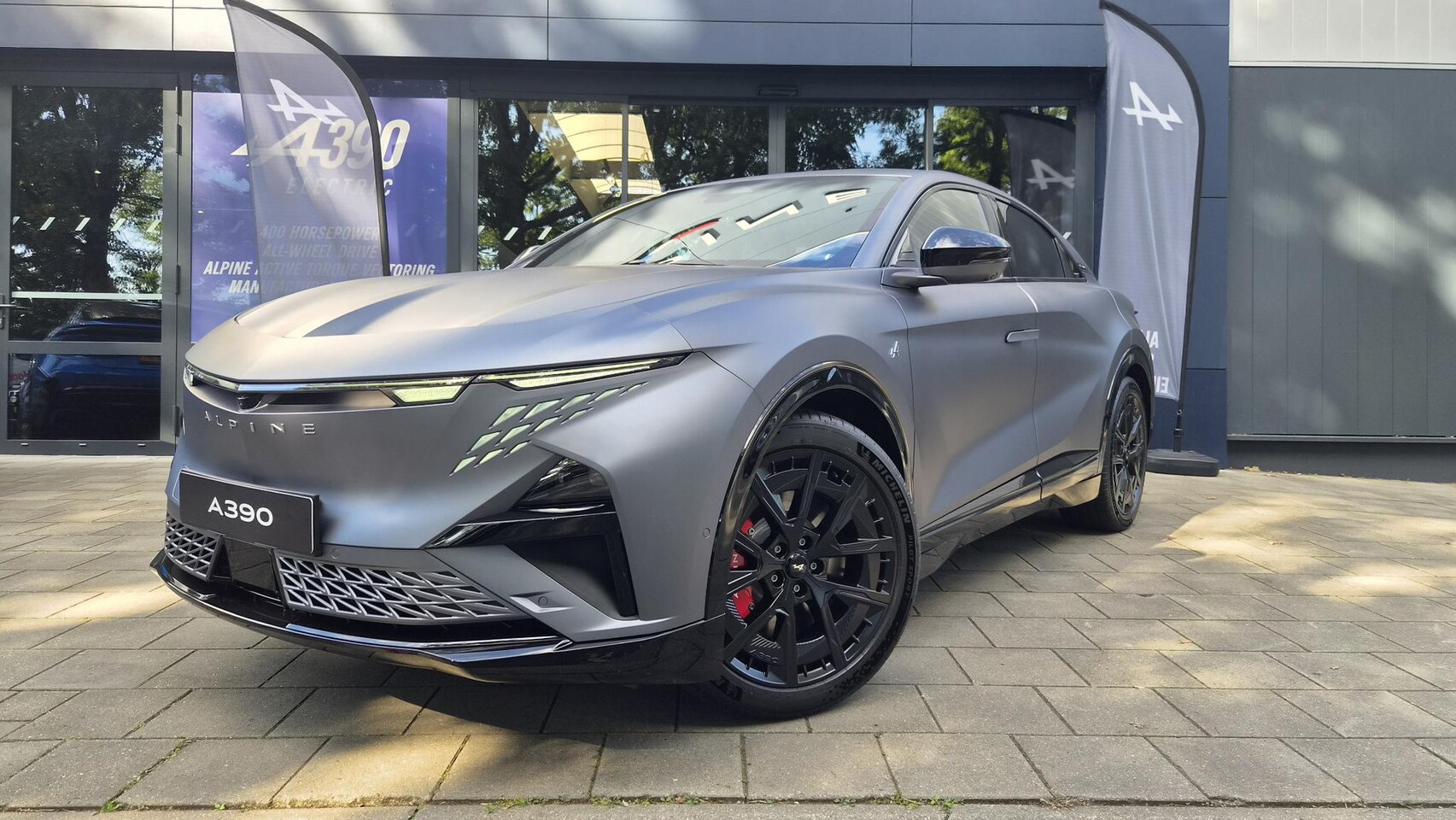 Alpine A390 - GT 89kWh | Pack Driving | Devialet Xtreme sound | 20'' | Cristal noir matte Finish | Lede - AutoWereld.nl