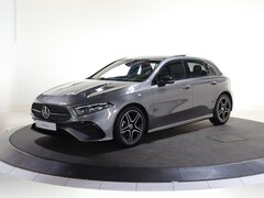 Mercedes-Benz A-klasse - 180 Business Solution AMG | Panoramaschuifdak | Stoelverwarming | Achteruitrijcamera | MUL