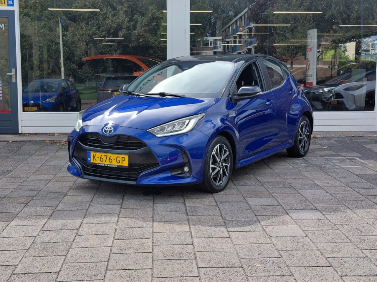 Toyota Yaris - 1.5 Hyb. Dynamic Bi-Tone - AutoWereld.nl