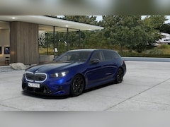 BMW 5-serie Touring - M5 Automaat / M Drive Professional / Trekhaak / Bowers & Wilkins / M Multifunctionele Stoe