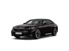 BMW 5-serie - Sedan 530e M Sport Edition | M Sportpakket Pro | Innovation Pack | Comfort Pack | Trekhaak