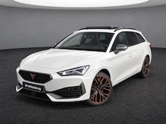 CUPRA Leon Sportstourer - 1.4 e-Hybrid 245pk Performance DSG Automaat / Panorama schuifdak / Navigatie / Kuipstoelen
