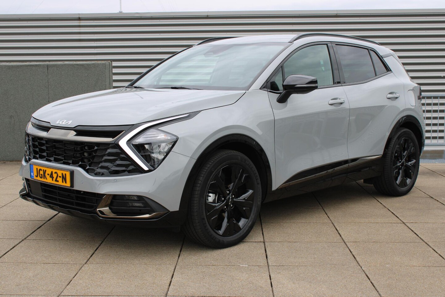 Kia Sportage - 1.6 T-GDi Plug-in Hybrid AWD Dark Edition Trekhaak - AutoWereld.nl