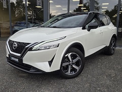 Nissan Qashqai - 1.3 MHEV Xtronic Premiere Edition | Panoramadak | Trekhaak | AndroidAuto/AppleCarplay | He