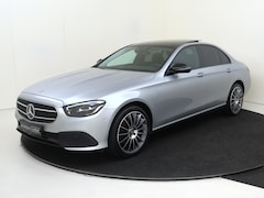 Mercedes-Benz E-klasse - 300 e Avantgarde Panorama dak/ Head up/ Night/ Carplay