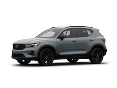 Volvo XC40 - B4 Plus Black Edition | Panoramadak | Parkeercamera | Harman Kardon | Stoel- en stuurverwa