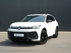 Volkswagen Tiguan - 1.5 eHybrid 204PK R-Line Edition Phev | TREKHAAK | PANORAMADAK | STOEL + STUURVERW. | HEAD