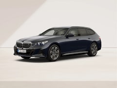 BMW i5 Touring - eDrive40 - M-Sport - Comfortzetels - ACC - Head-up - Stuurwiel Verwarming