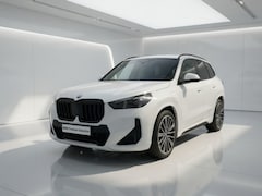 BMW X1 - xDrive25e M-Sport | Panorama | Harman Kardon | 20"