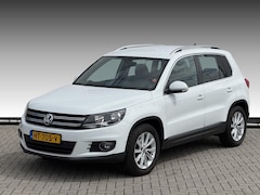 Volkswagen Tiguan - 1.4 TSI Sport&Style NL-AUTO | TREKHAAK 1800KG | PDC | NAVI