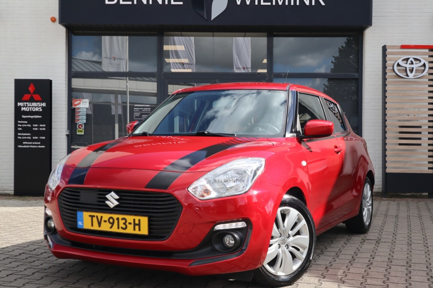 Suzuki Swift - 1.0 BoosterJet Select Carplay | Camera - AutoWereld.nl