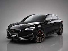 CUPRA Leon - 1.4 e-Hybrid 245pk Performance DSG Automaat / Navigatie / Full LED / LM 19 inch / PDC / Ke