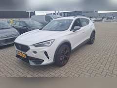 CUPRA Formentor - 1.4 e-Hybrid VZ Performance | LAGE KM-STAND | TREKHAAK | ACHTERUITRIJCAMERA | STOELVERWARM
