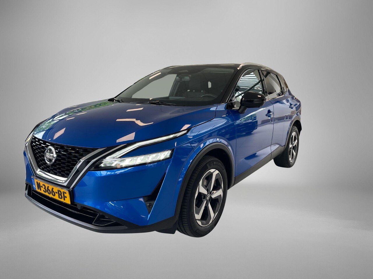 Nissan Qashqai - 1.3 MHEV Premiere Edition | NAVIGATIE | CAMERA | CRUISE CONTROL | - AutoWereld.nl