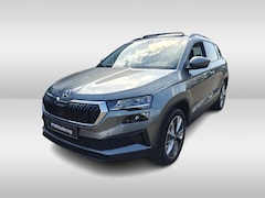 Skoda Karoq - 1.5 TSI ACT Style / Panoramadak / Trekhaak / Virtual Cockpit / Carplay / Verwarmbare stoel