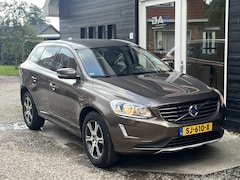Volvo XC60 - 2.0 T5 FWD Momentum Aut/Ecc/Leer/Navi/Trekhaak
