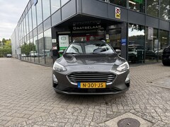Ford Focus Wagon - 1.0 EcoBoost Titanium X Business Trekhaak Camera Stoel en stuur verwarming