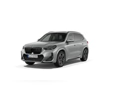 BMW X1 - xDrive25e M Sport Pro | Trekhaak | Premium Pack | Travel Pack | Harman Kardon