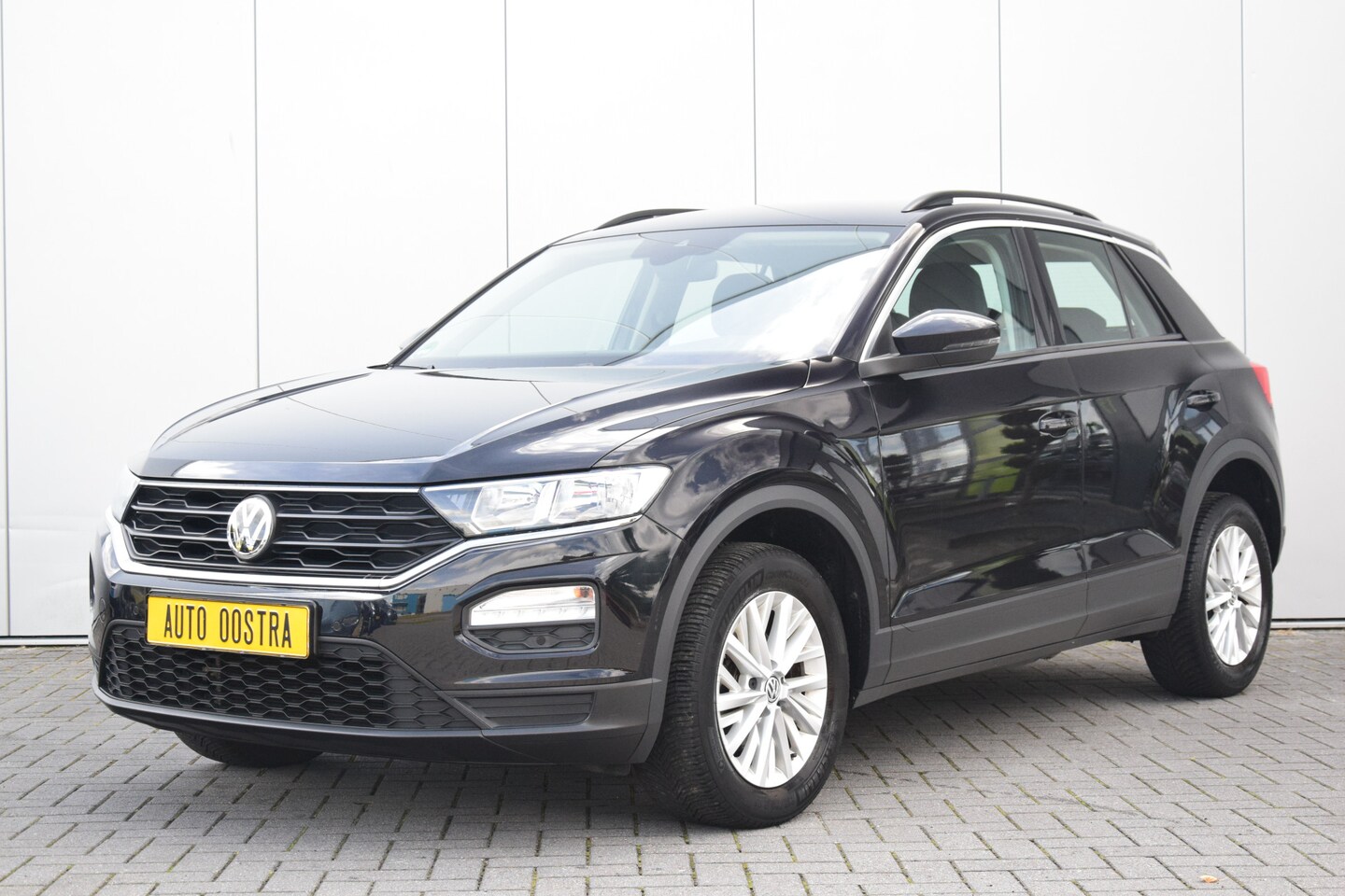 Volkswagen T-Roc - 1.0 TSI Style Navi Stoelverwarming Ecc Cruise - AutoWereld.nl