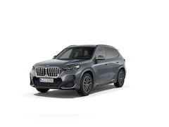 BMW X1 - xDrive25e M Sport | Premium Pack | Travel Pack | Storm Bay metallic | Trekhaak | Panoramad