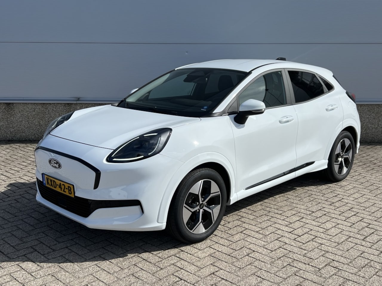 Ford Puma Gen-E - Select 47 kWh Winterpack / Camera - AutoWereld.nl