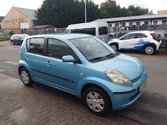 Daihatsu Sirion 2 - 1.0-12V Trend