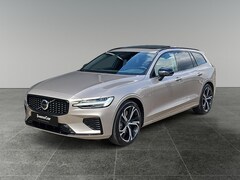 Volvo V60 - 2.0 T6 Plug-in hybrid AWD Plus Dark | Trekhaak | Panoramadak | Sportstoelen | Pilot Assist