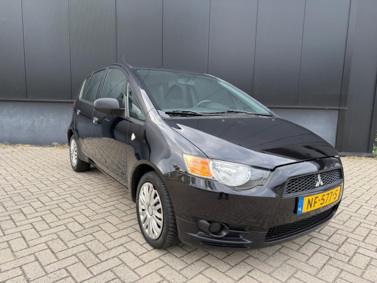 Mitsubishi Colt - 1.1 Inform 1.1 Inform - AutoWereld.nl