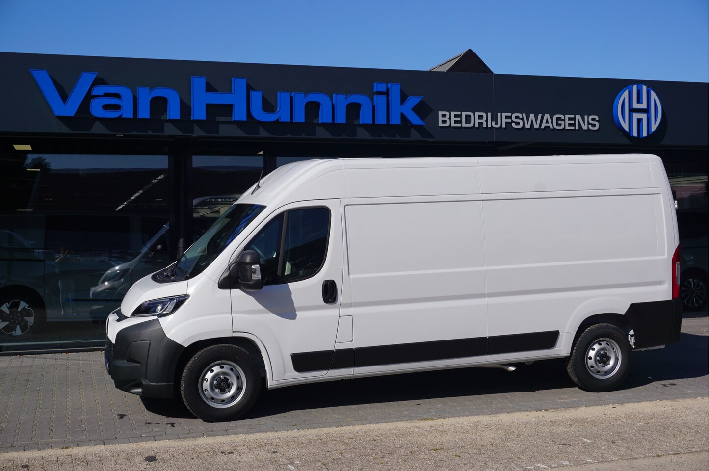Citroën Jumper - 35 2.2 EAT8 140PK Automaat L3H2 BPM VRIJ!! 10" Navi, Climate, Camera, LED, 270º Deur Betim - AutoWereld.nl