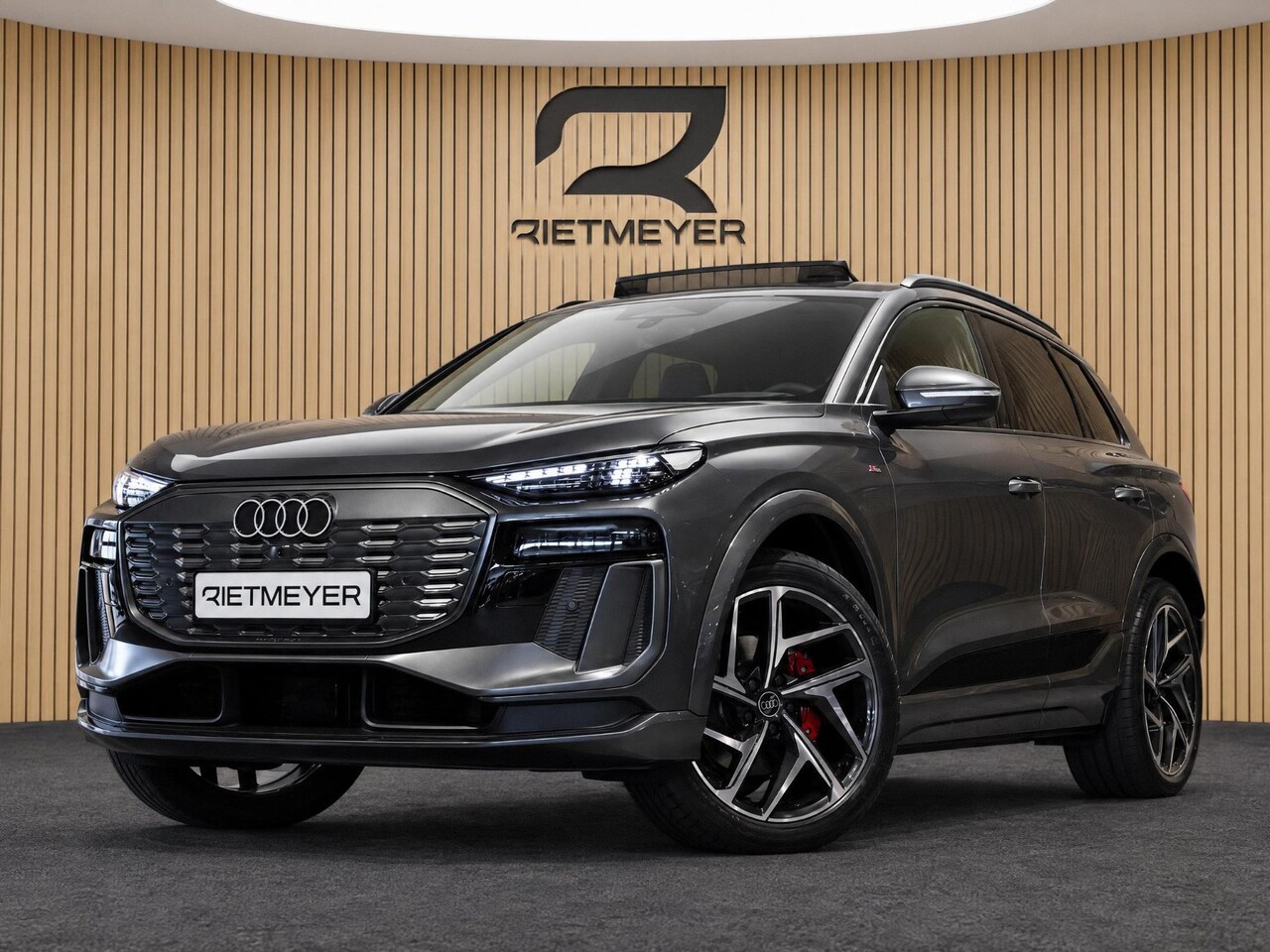 Audi Q6 e-tron - S edition performance 100 kWh |Pano |Elektr. Trekhaak |360° |Memory |Sfeer |ACC - AutoWereld.nl