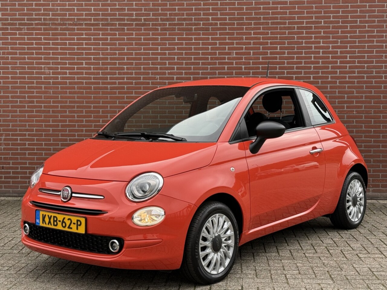 Fiat 500 - 1.0 Hybrid CARPLAY DAB CRUISE PDC AIRCO 15INCH-LMV - AutoWereld.nl