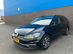 Volkswagen Golf Variant - 1.5 TSI Highline Business R | Camera | ACC | Lane Assist | CarPlay | Parkeersensoren V/A |