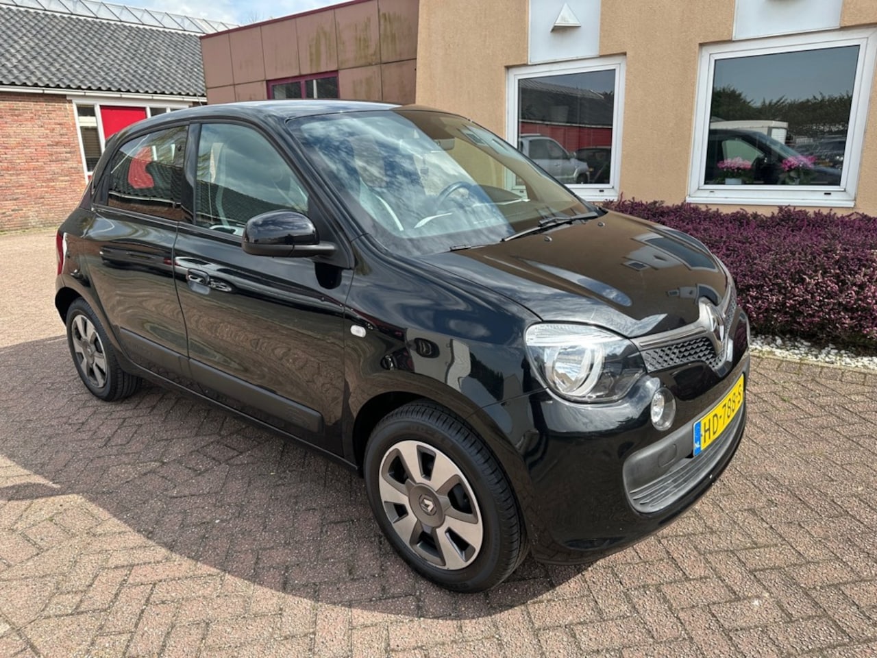Renault Twingo - 1.0 SCe Expression AIRCO EL RAM CRUISE C APK NAP - AutoWereld.nl
