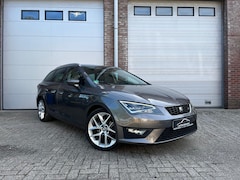 SEAT Leon ST - 1.4 TSI FR Half leer/Half Alcantara/ Mooie uitvoering/Garantie