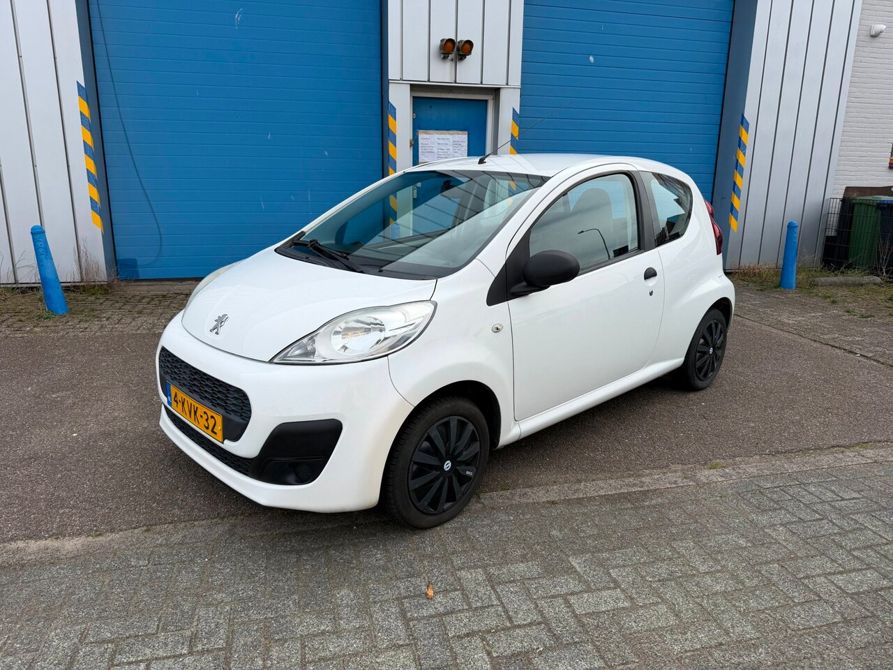 Peugeot 107 - 1.0 Access Accent Met Airco Inruil Mogelijk - AutoWereld.nl