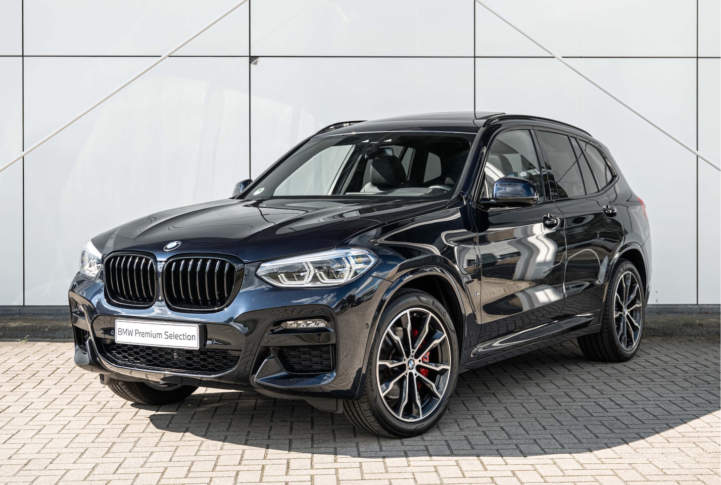 BMW X3 - xDrive30e High Executive Automaat / Trekhaak / Panoramadak / Comfort Access / Head-Up / Ad - AutoWereld.nl
