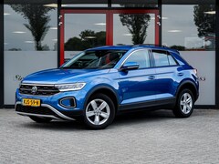 Volkswagen T-Roc - 1.0 TSI Life Business | Stoelverwarming | Navigatie | Virtual Cockpit | Climate Control |