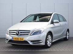 Mercedes-Benz B-klasse - 180 Ambition Automaat Bi-Xenon Navi Trekhaak/afneembaar 73dkm