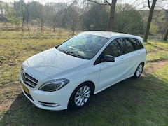 Mercedes-Benz B-klasse - 180 Prestige APK 13-04-2027