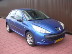 Peugeot 206 - 1.1 XR