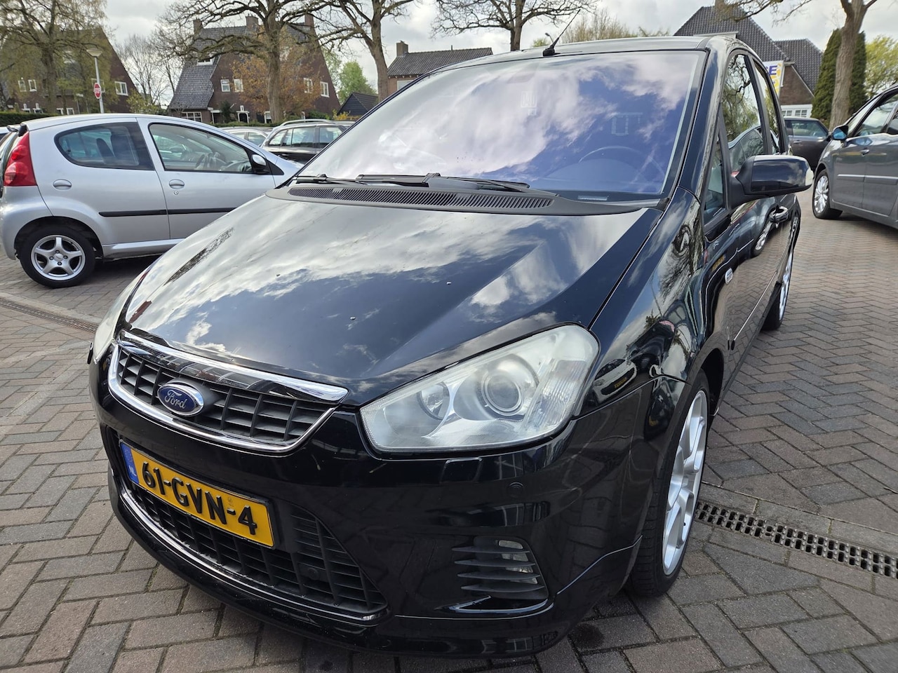 Ford C-Max - 2.0-16V Titanium NETTE AUTO RIJDT EN SCHAKELT GOED - AutoWereld.nl
