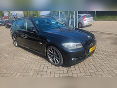 BMW 3-serie Touring - 318i High Executive M-PAKKET BJ.2010 MOTORSCHADE