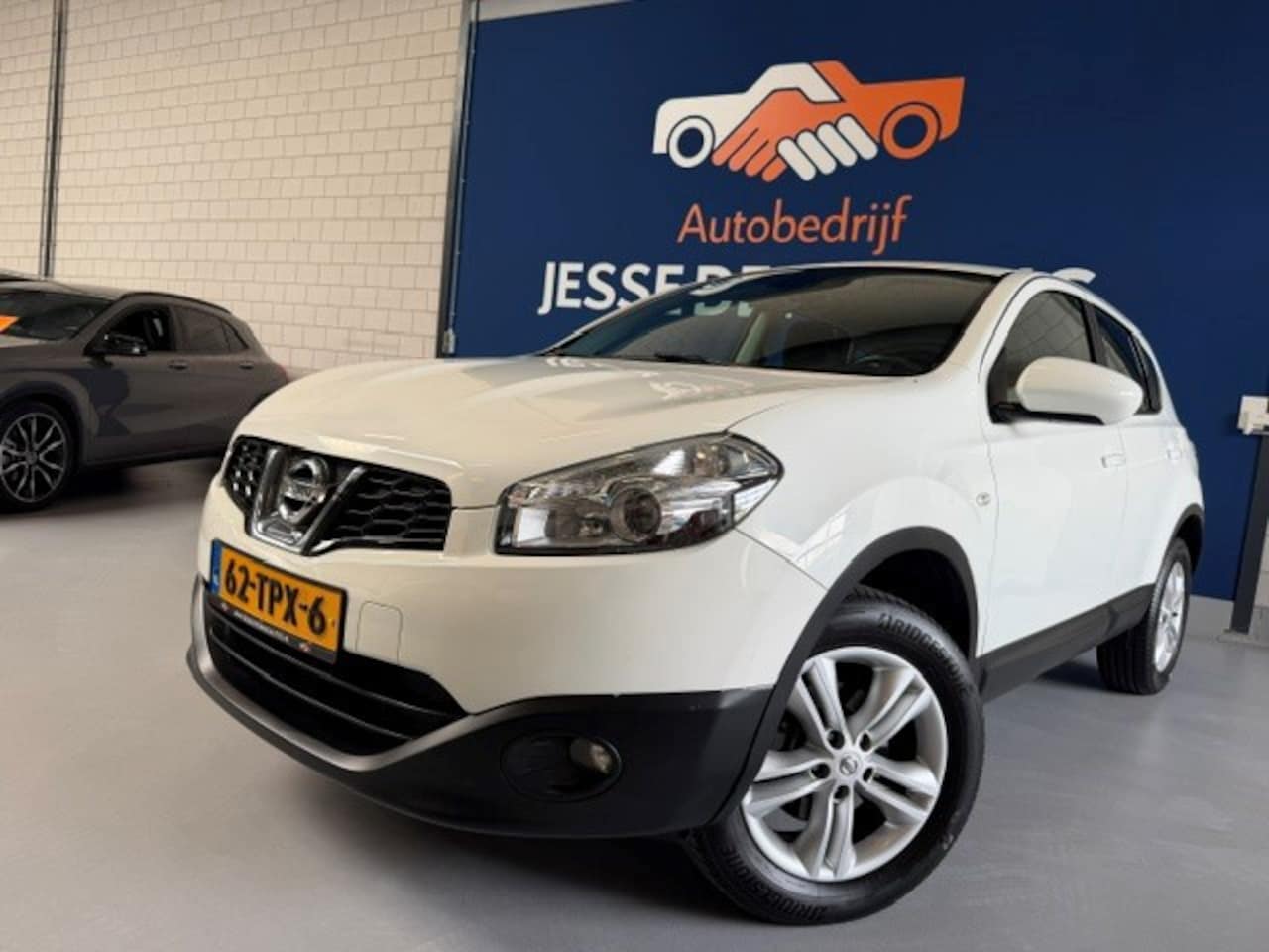 Nissan Qashqai - 2.0 Connect Edition 4WD / bj.2012 / navigatie / camera / sportvelgen / airco /NAP met 1640 - AutoWereld.nl