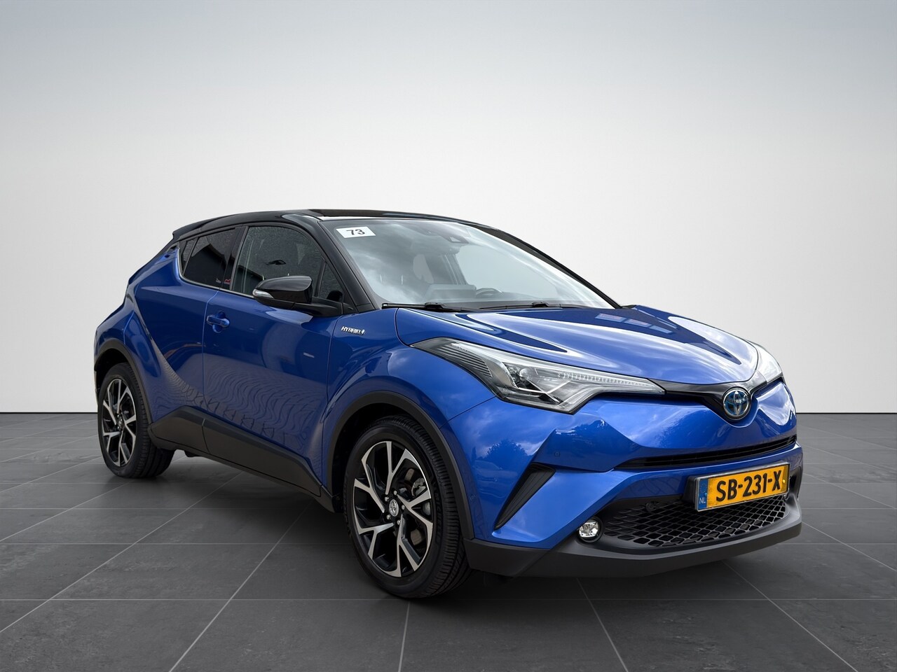 Toyota C-HR - 1.8 Hybrid Bi-Tone Trekhaak|JBL|Parkeer Camera - AutoWereld.nl