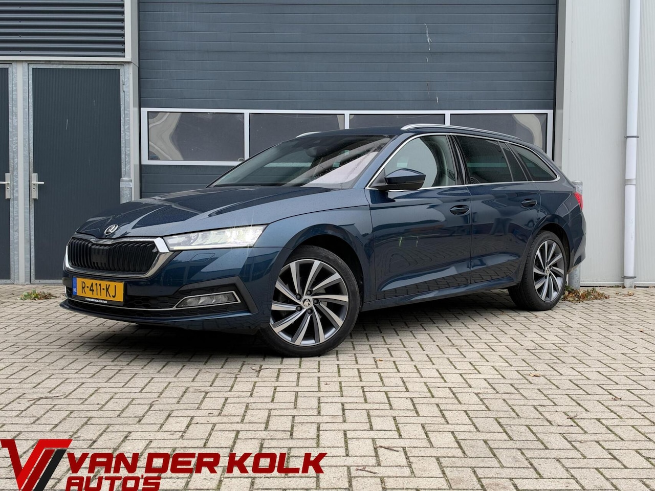 Skoda Octavia Combi - 1.0 e-TSI Business Edition Plus | Carplay | Adaptive cruise | Climate | Soelverwarming | D - AutoWereld.nl