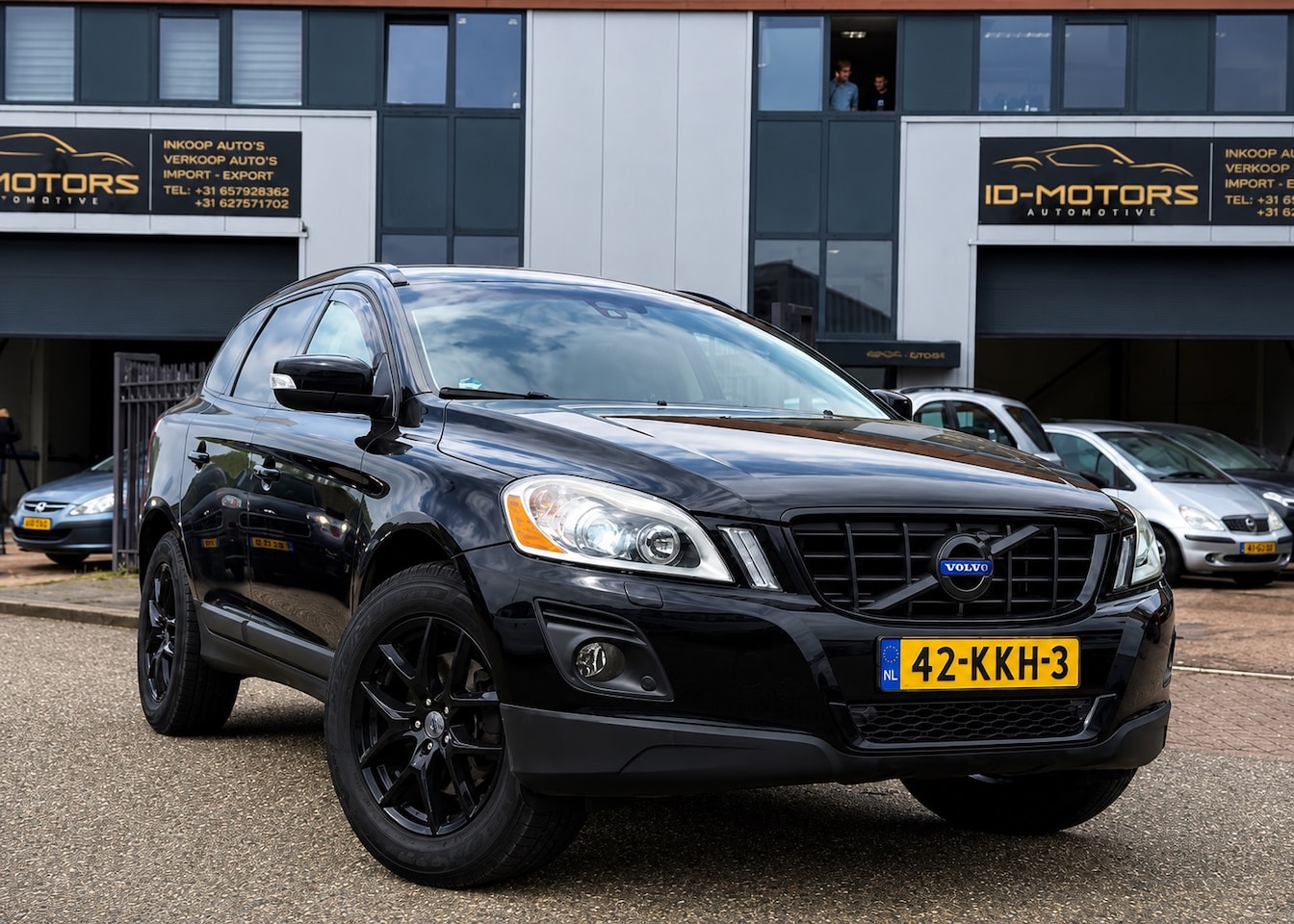 Volvo XC60 - 3.0 T6 AWD Summum AUTOMAAT NAP AIRCO NAVI SPORT - AutoWereld.nl